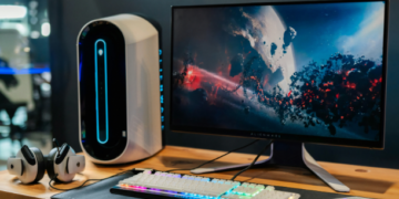 Why Do Apps Close When I Open a Game PC